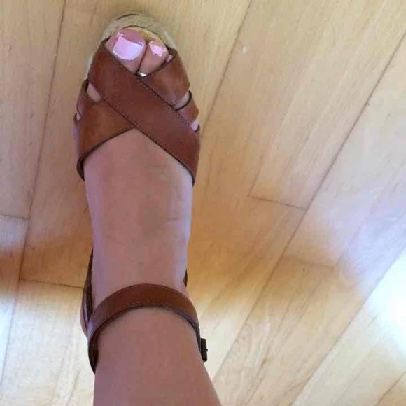 Michael Kors Wedges - Picture 2 of 4